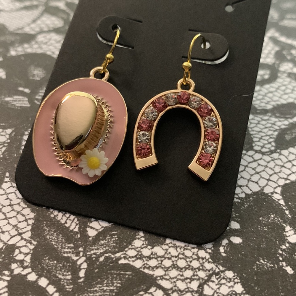 Cowgirl earrings - New!